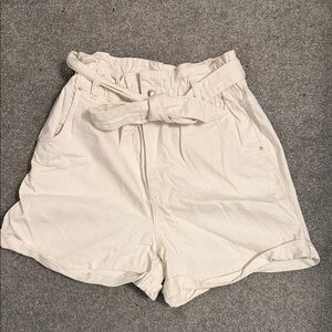 H&M High Waist Cream Shorts with Belt